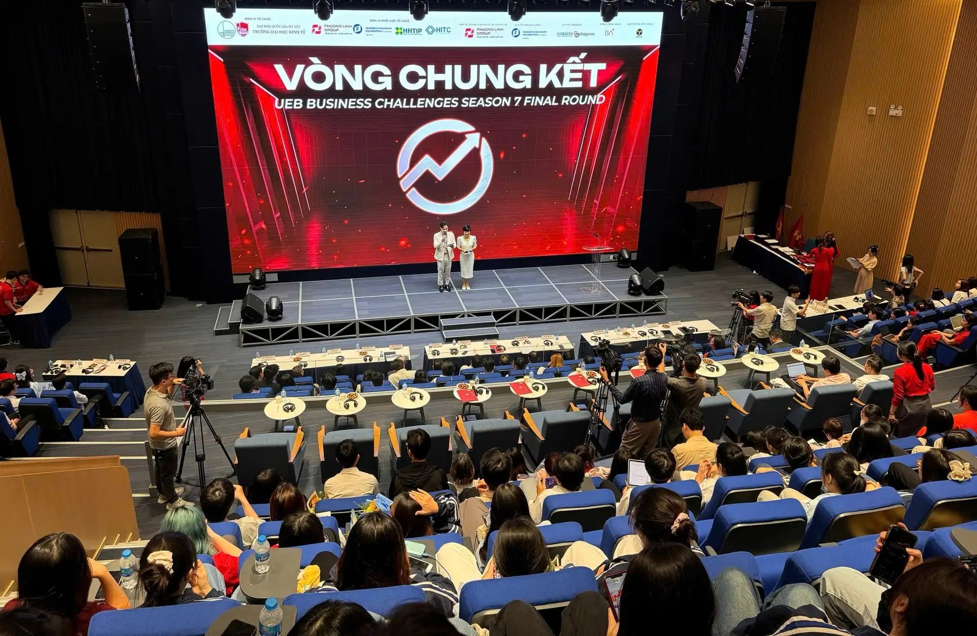 Vong chung ket UEB BUSINESS CHALLENGES MUA 7 2