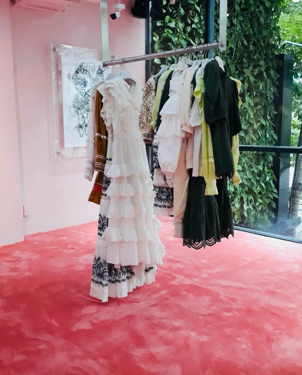 tham trang tri showroom